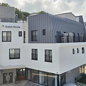  Guest house Airport L South Korea